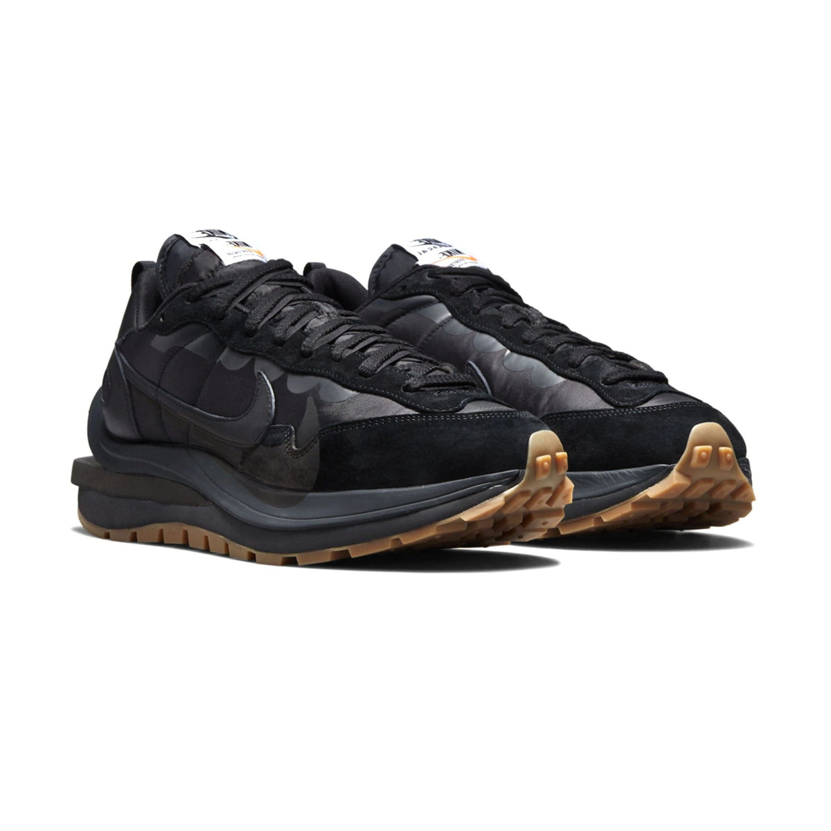 Nike Vaporwaffle x Sacai 'Black Gum'